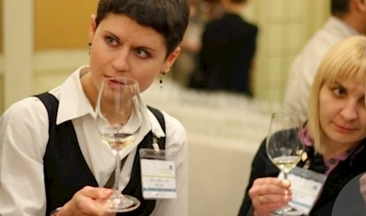 Мастер-класс Лиги Сомелье. Дегустация вина.